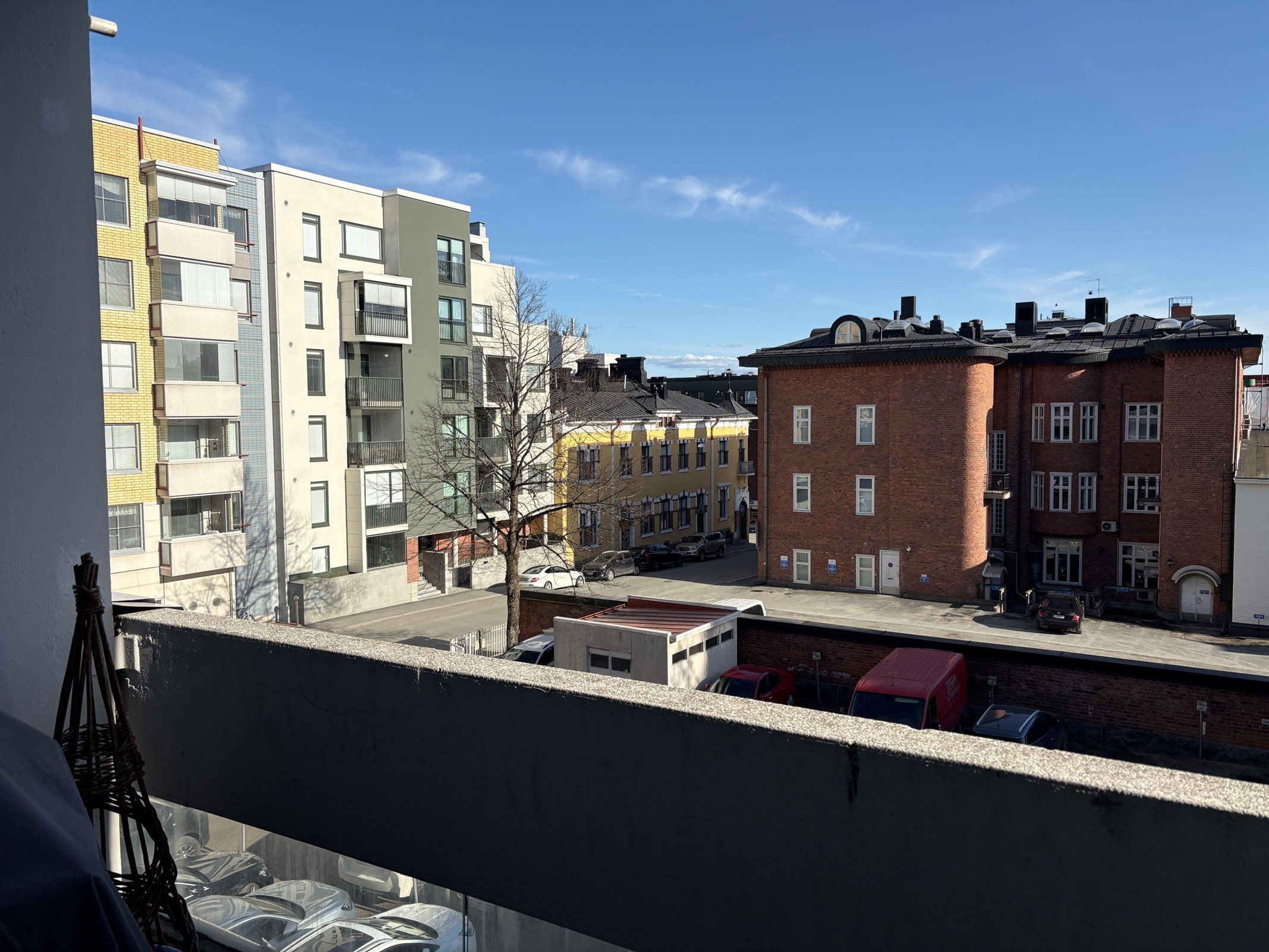 Parvekkeelta