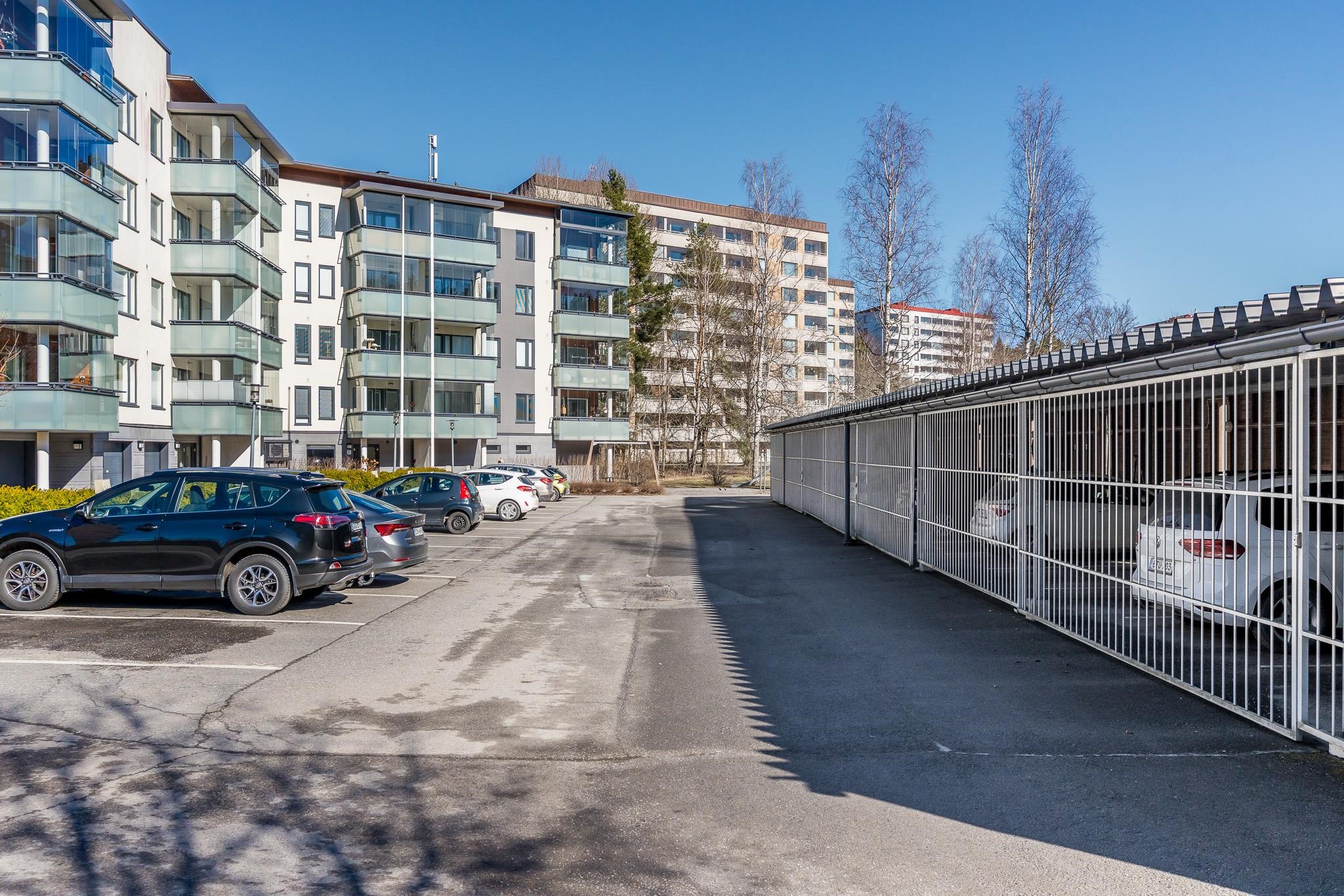Mahdollisuus ostaa autokatososake vh 3.500,-euroa