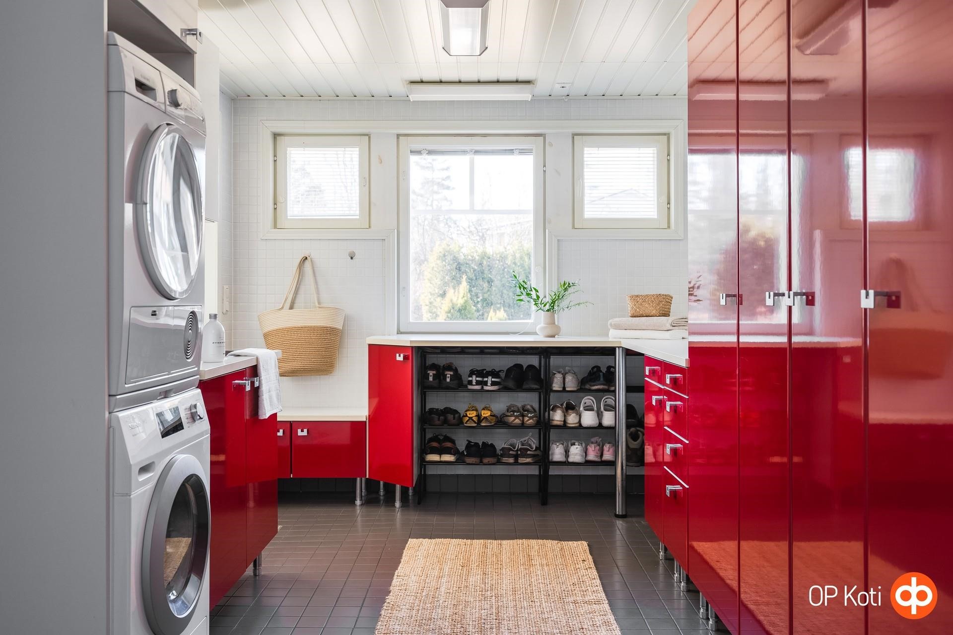 Tilava kodinhoitohuone