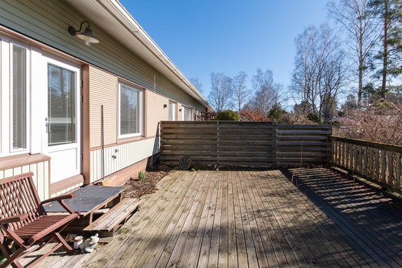 Kerrostalo – Uusikaupunki, Santtio - Näkymä 2