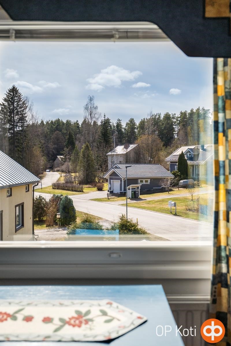 näkymä yläkerrasta