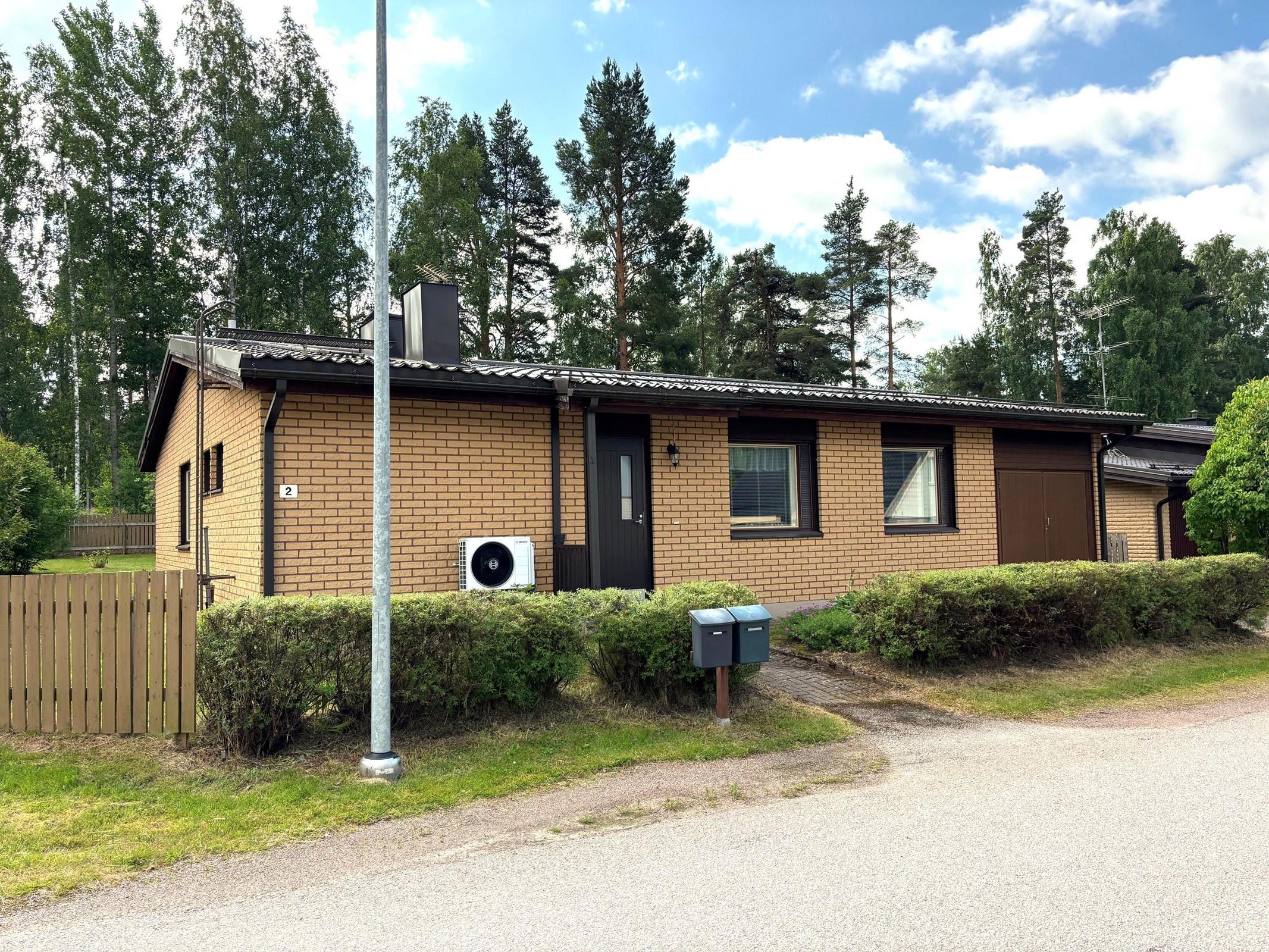 julkisivu