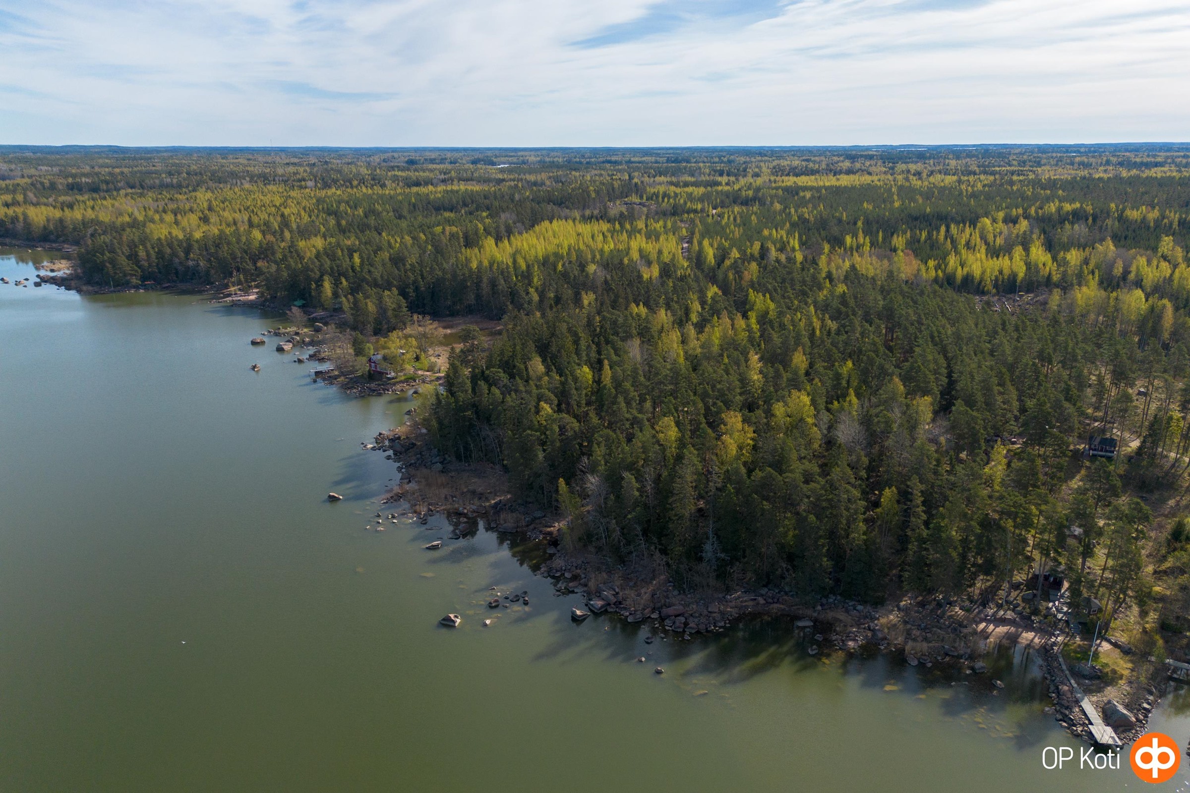 Etelän suunnalta.