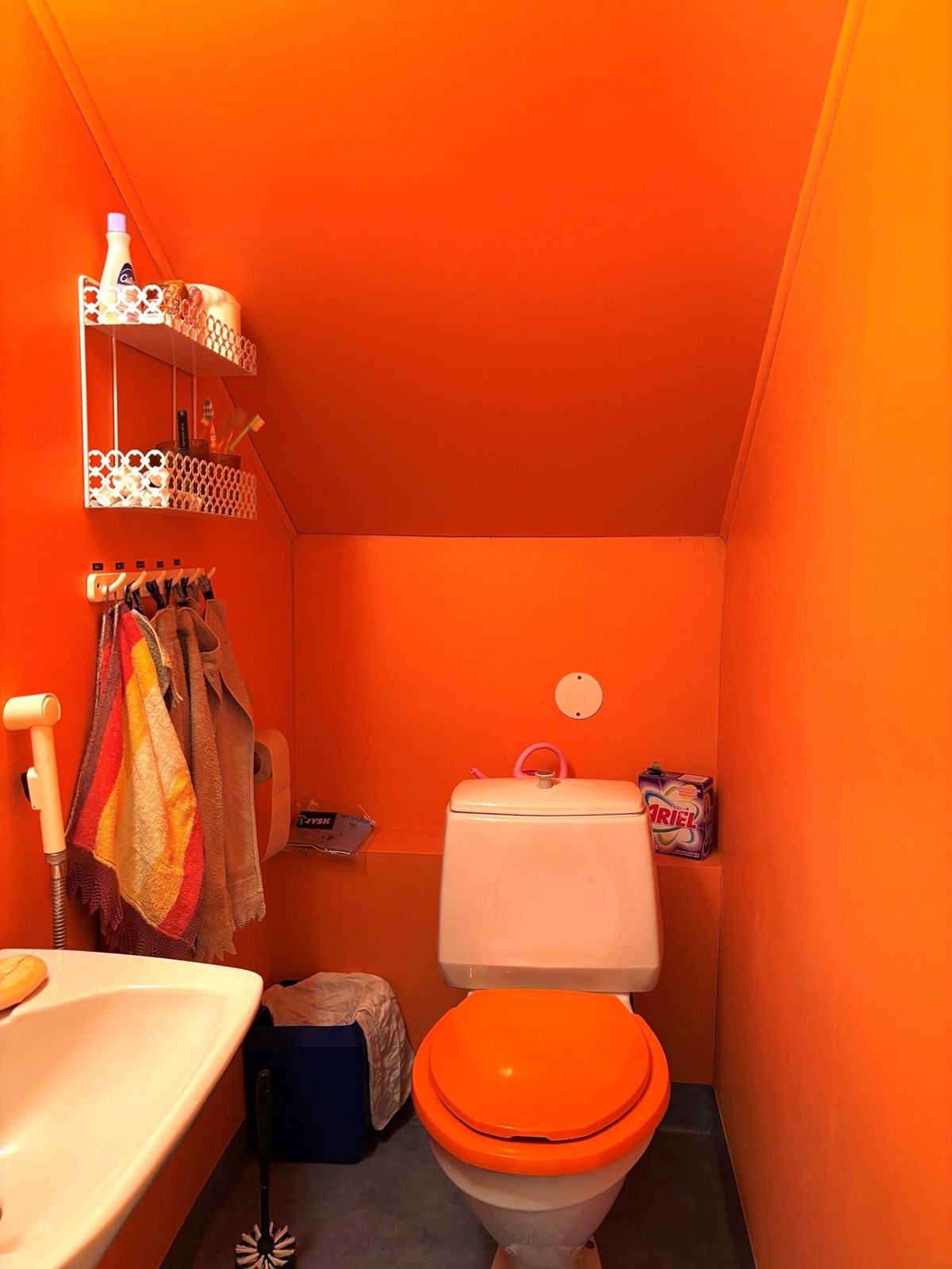 yläkerran wc