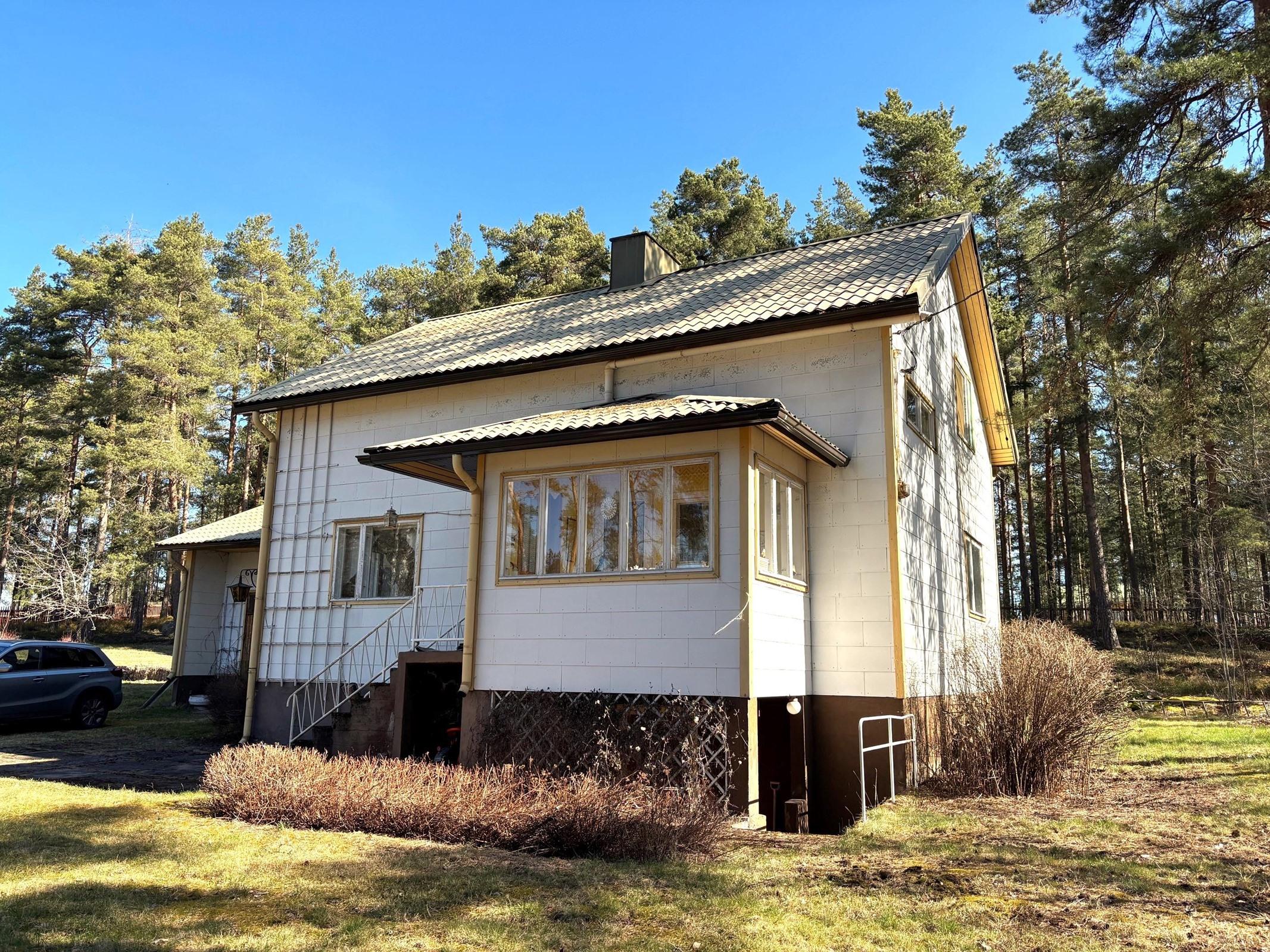 julkisivu
