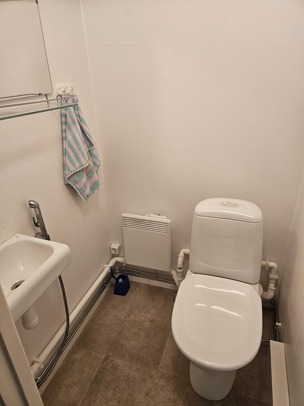 yläkerran wc