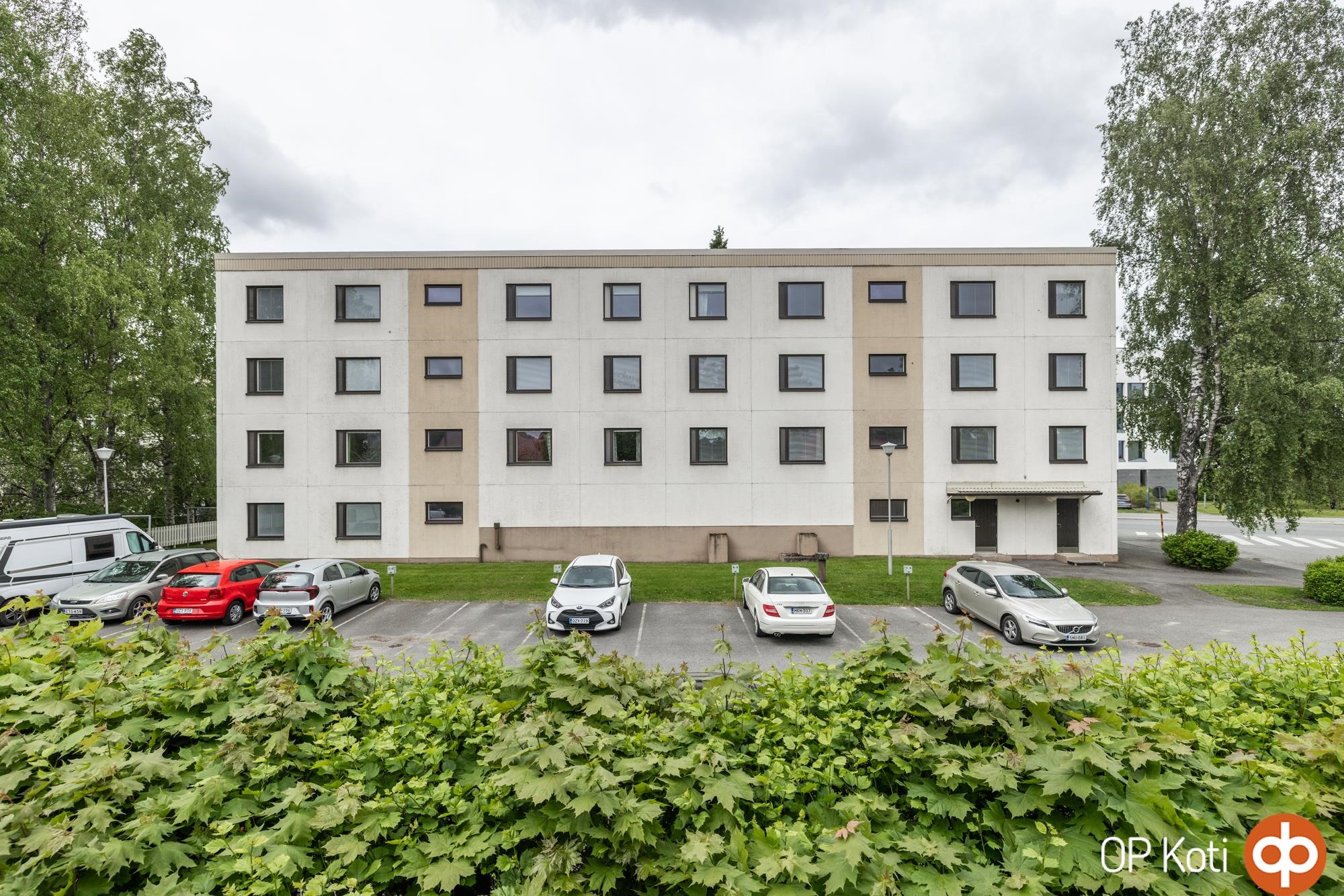Etupihan puolelta (Myllymäen)