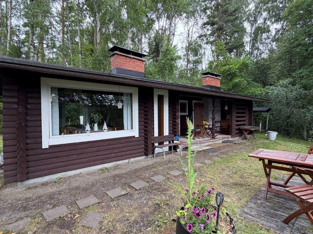 Kerrostalo – Padasjoki, Ilmoila