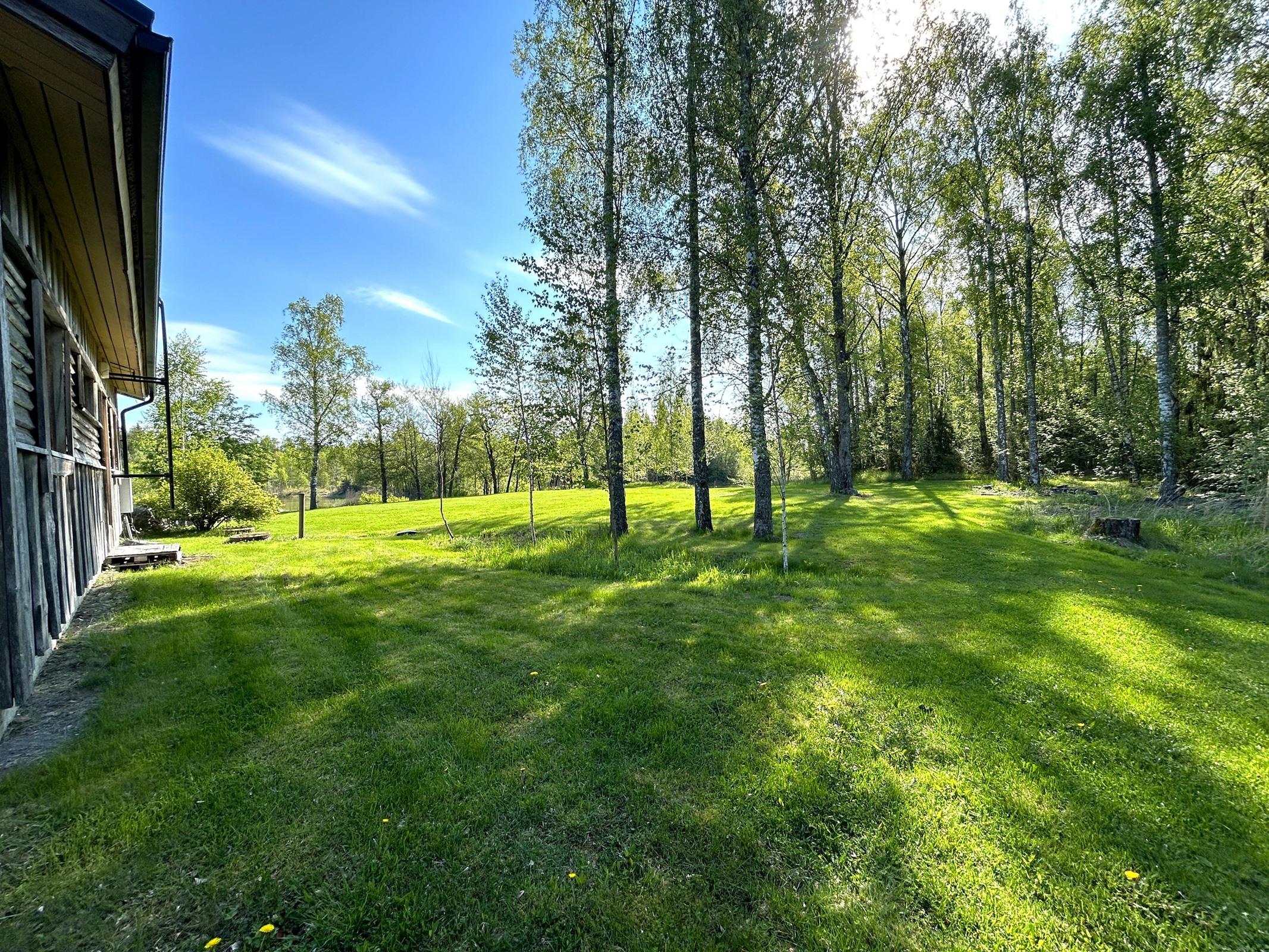 Tyhjä tontti