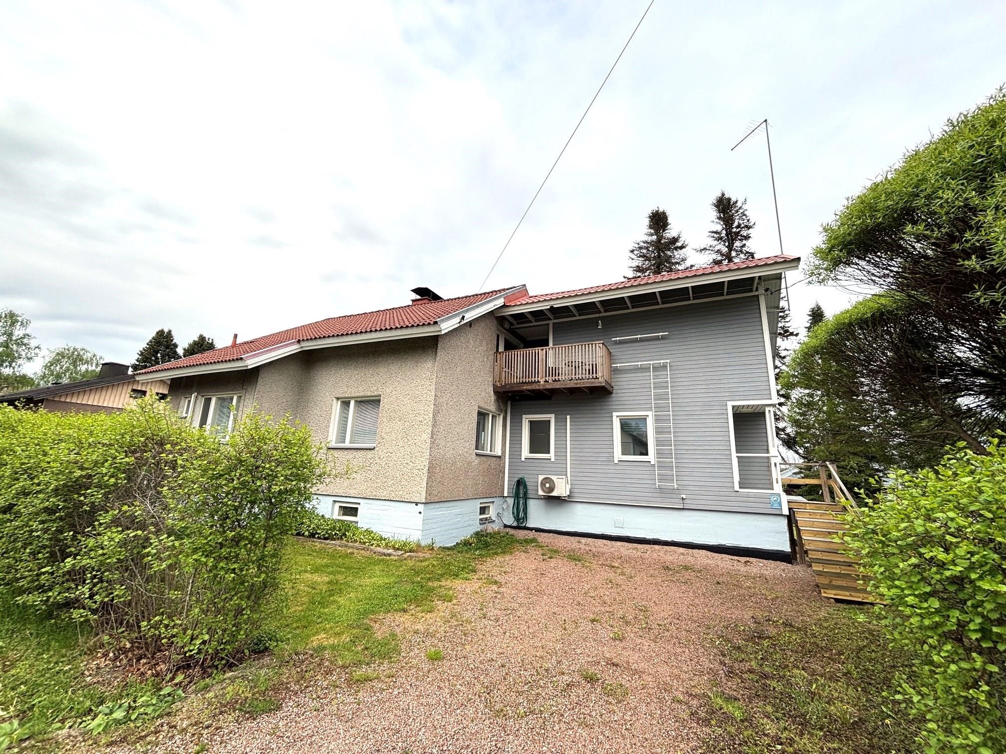 julkisivu