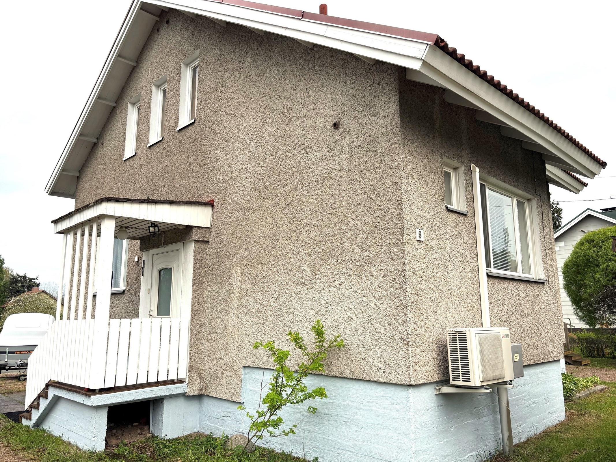 julkisivu