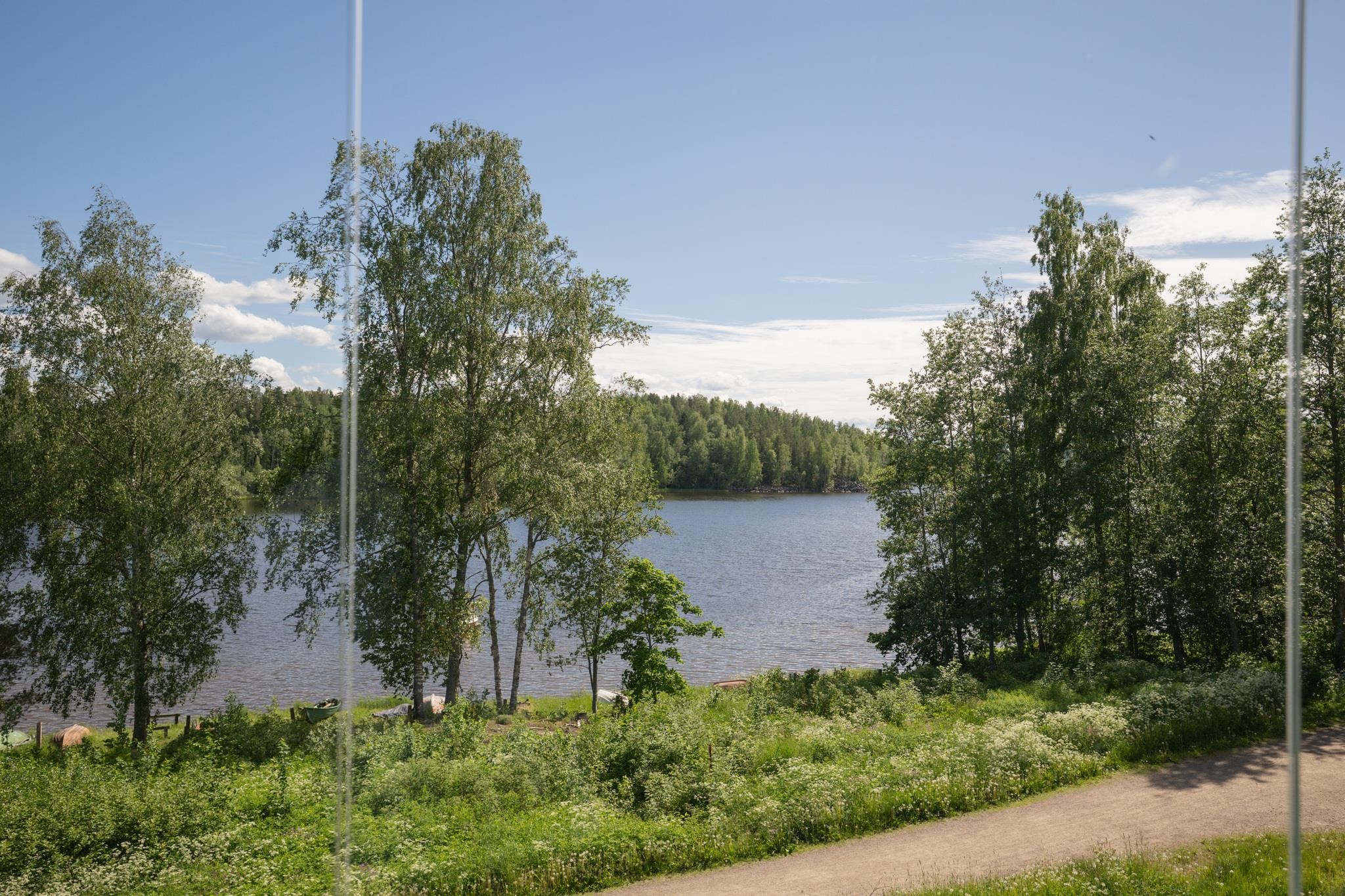 ... toinen otos ...