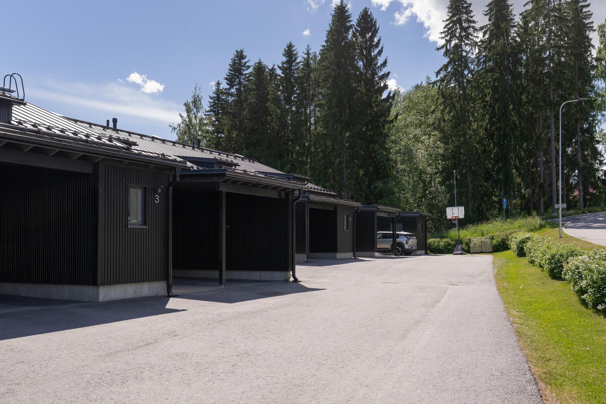 yleistä pihanäkymää