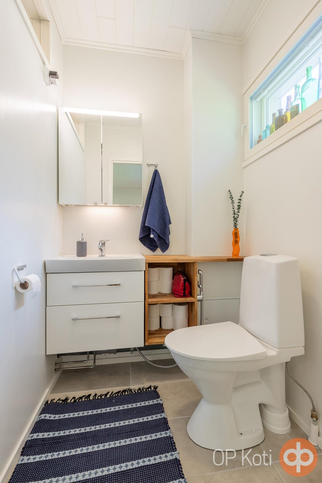 Päämakuuhuoneen WC 2