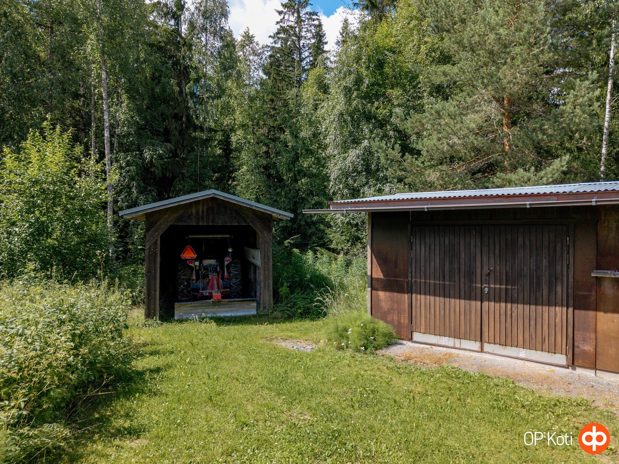 Ulkorakennuksia