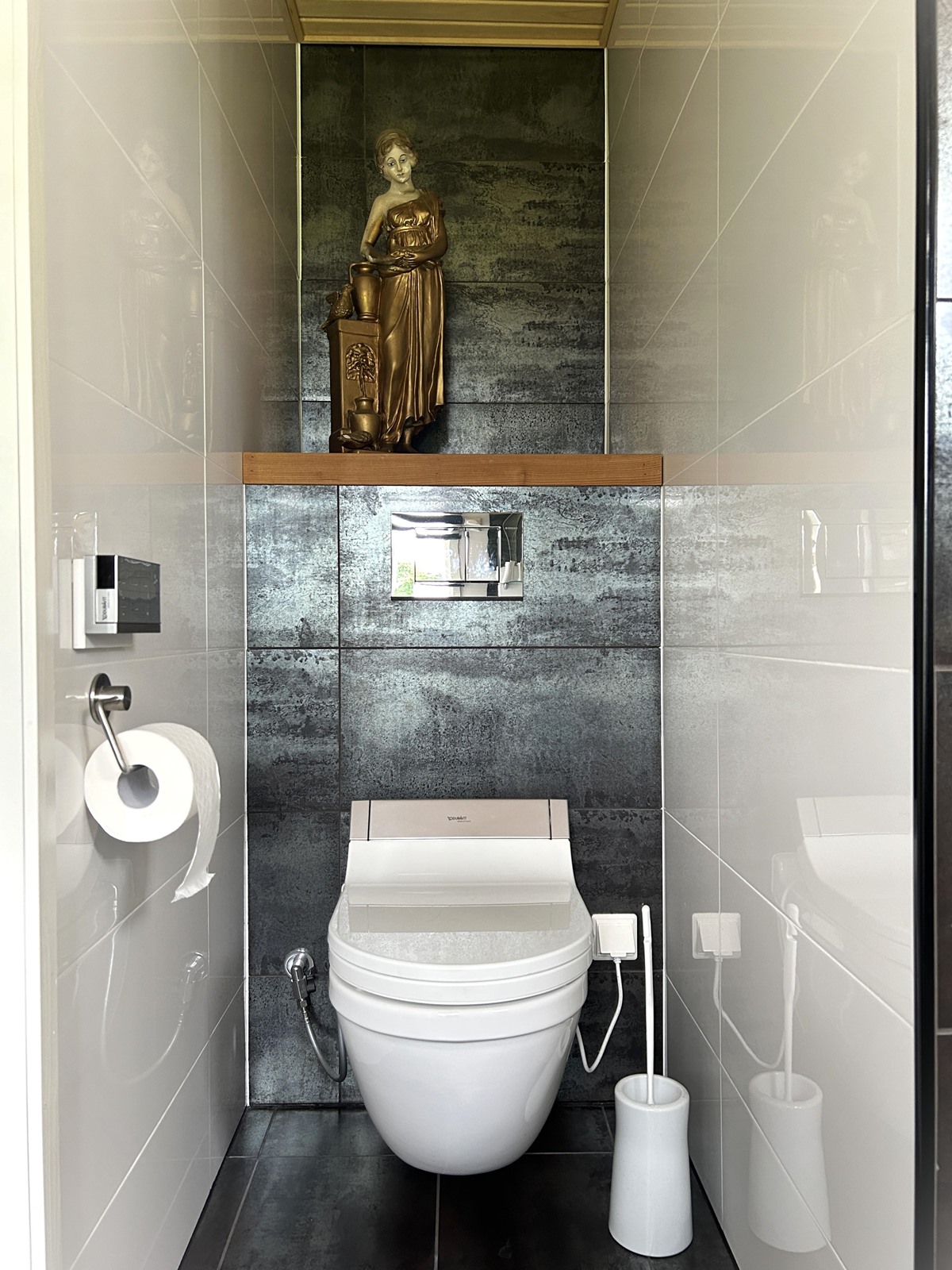 Wc kylpyhuoneessa