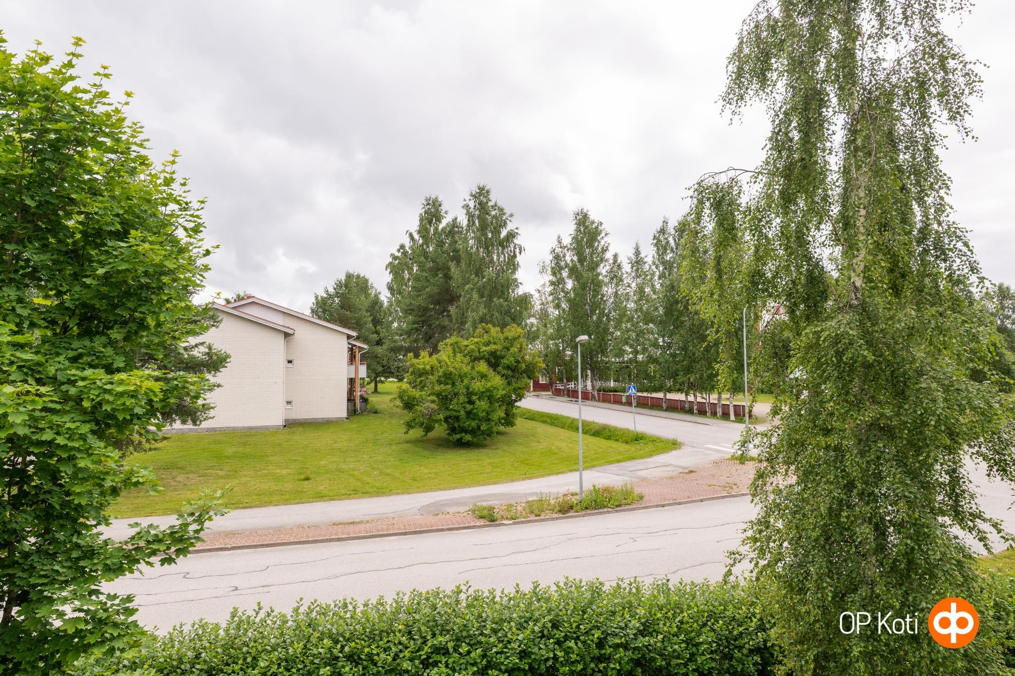 näkymä lasitetulta parvekkeelta