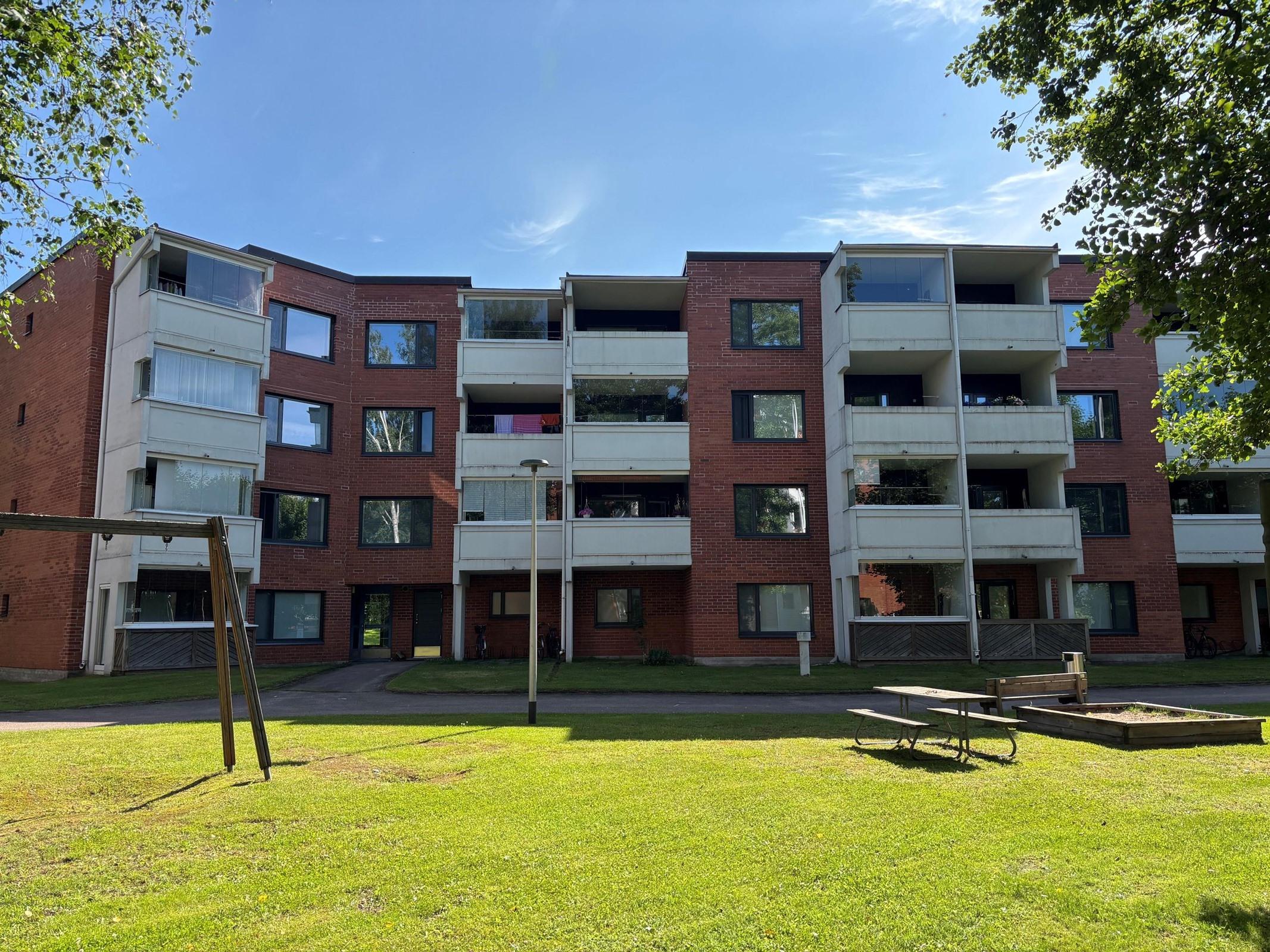 julkisivu