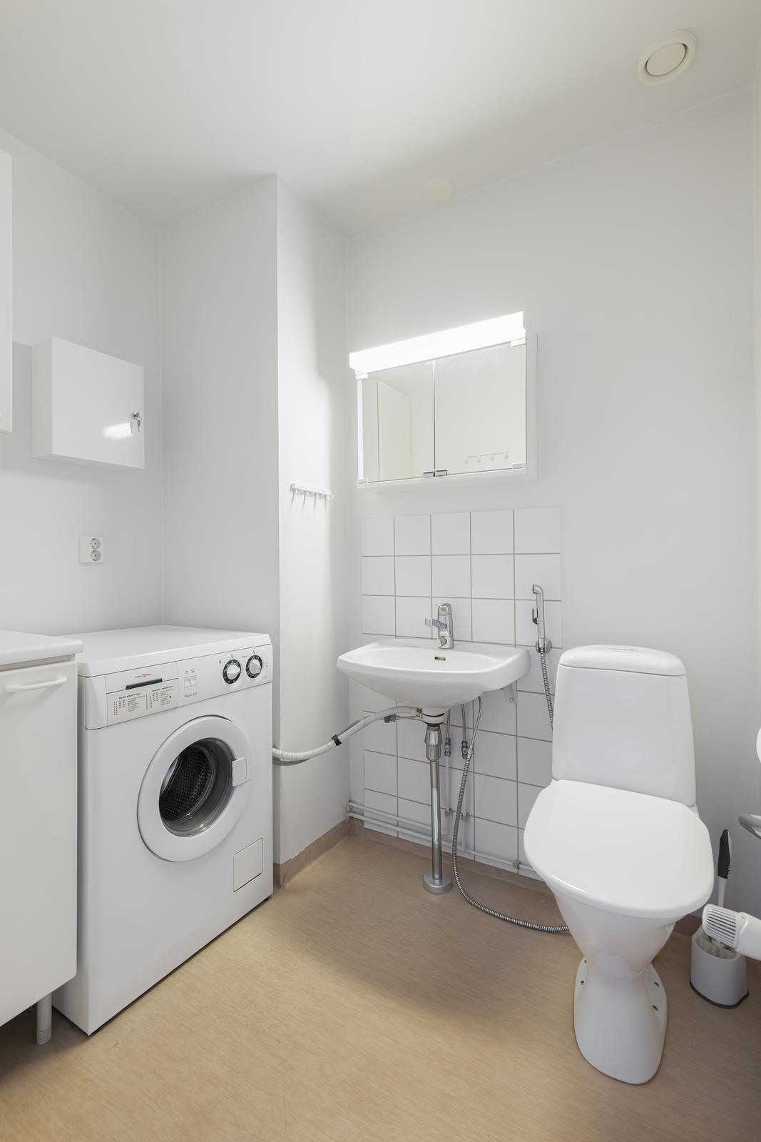 erillinen wc
