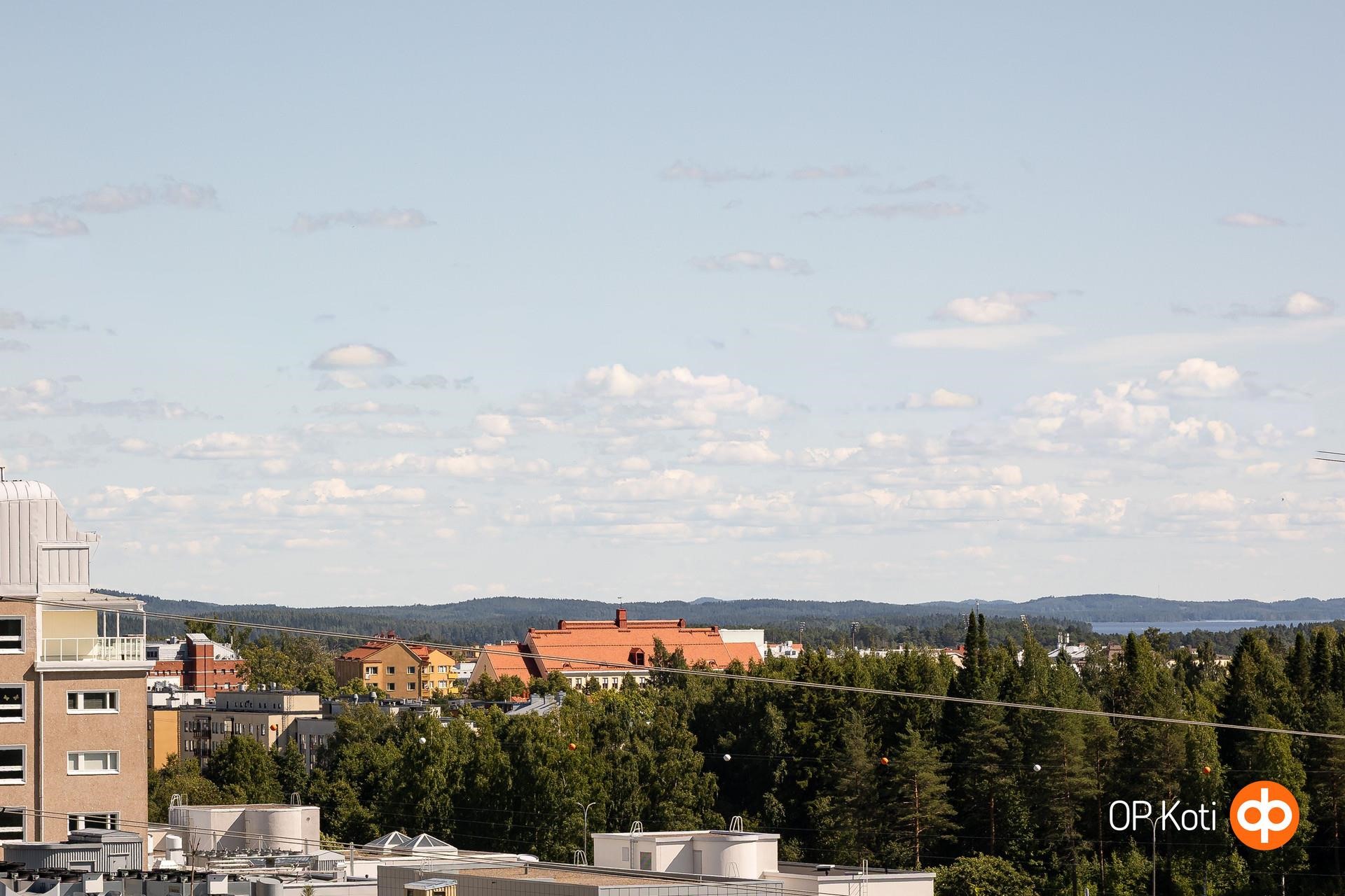 Näkymät asunnon parvekkeelta