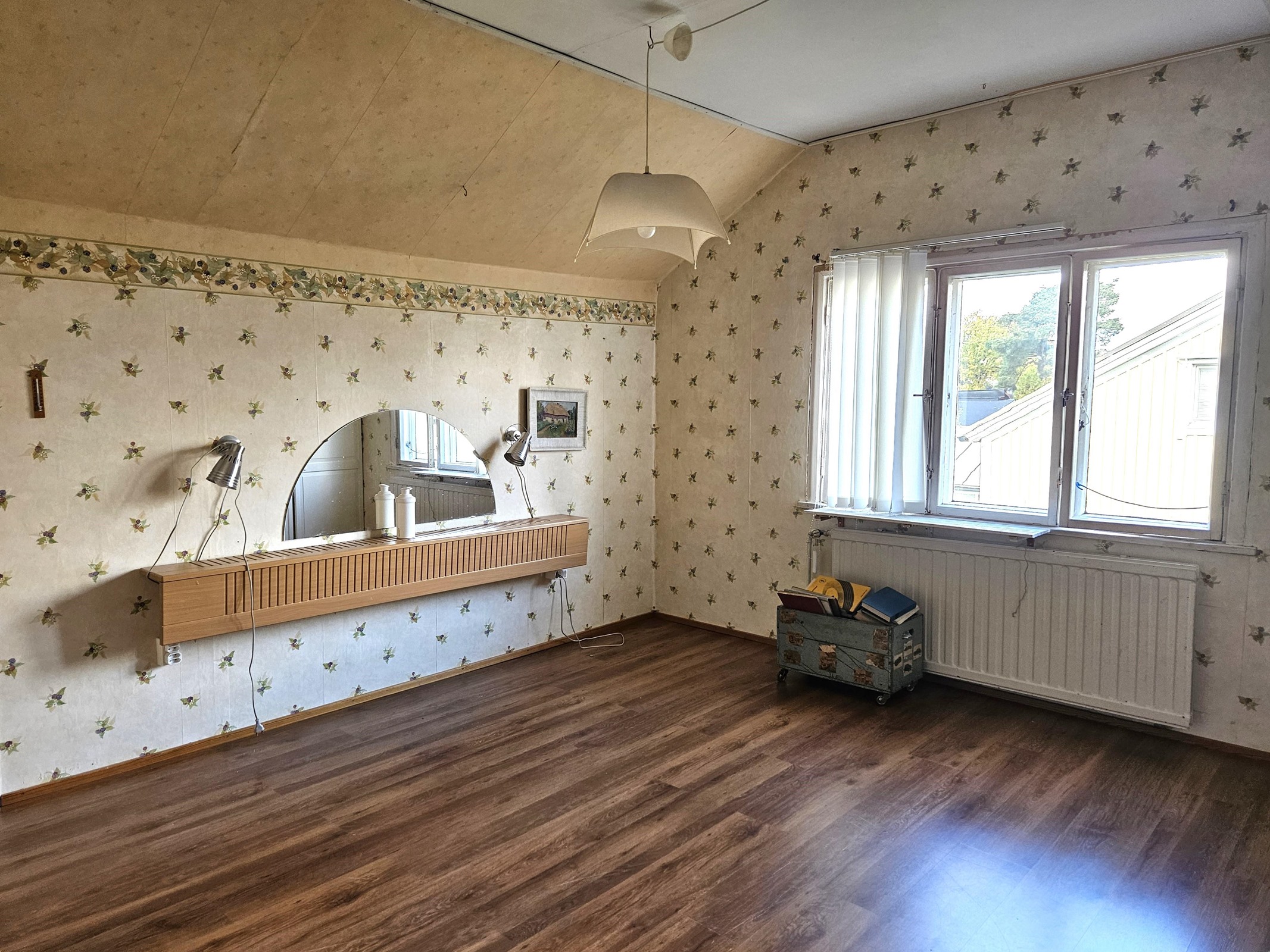 yläkerran makuuhuone