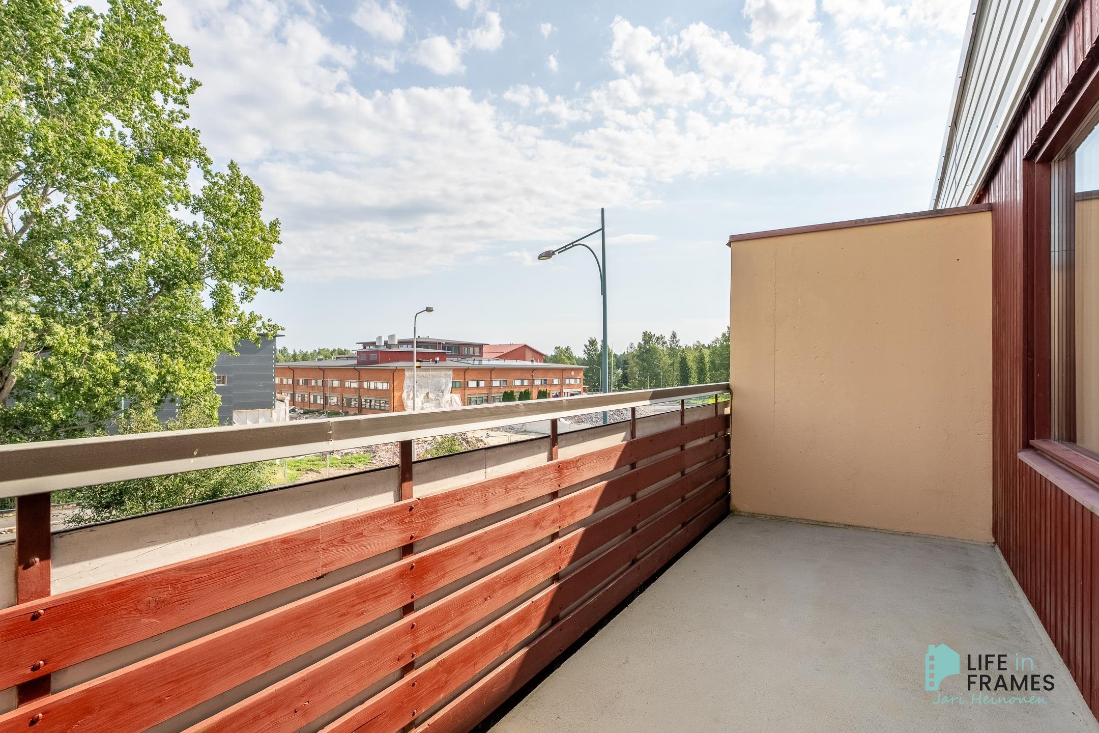2. kerroksen parveke