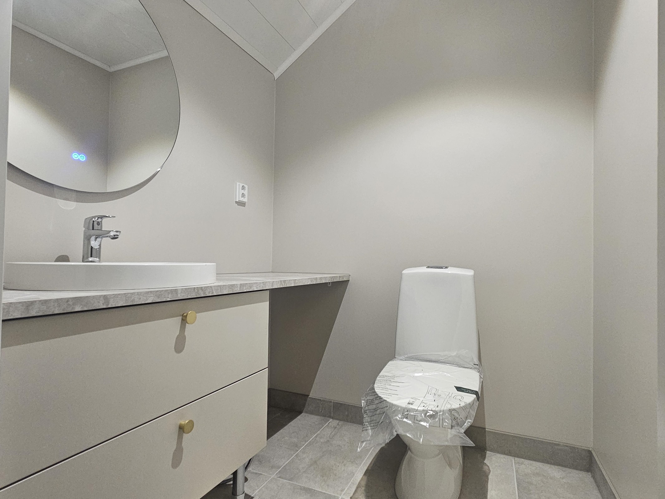 yläkerran wc