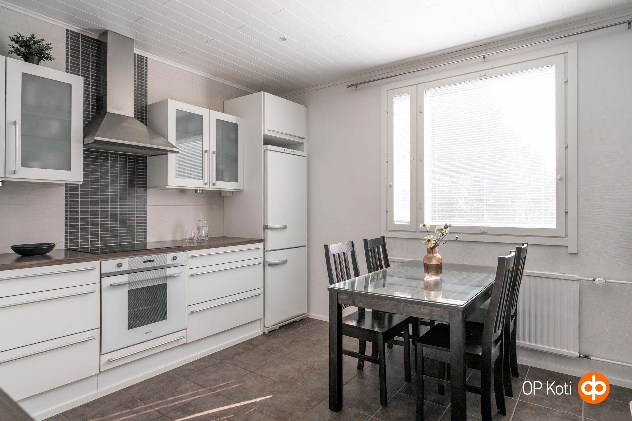 Kerrostalo – Jyväskylä, Ukonniemi, Palokka - Näkymä 5