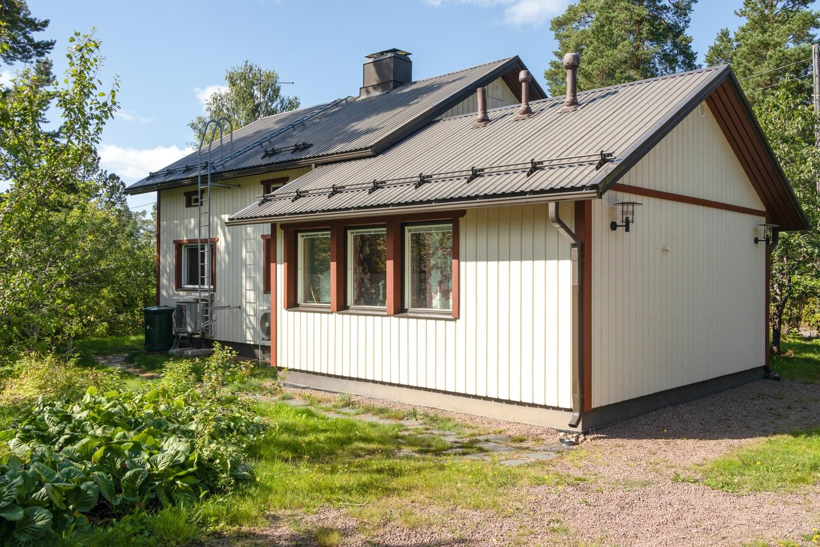 julkisivu