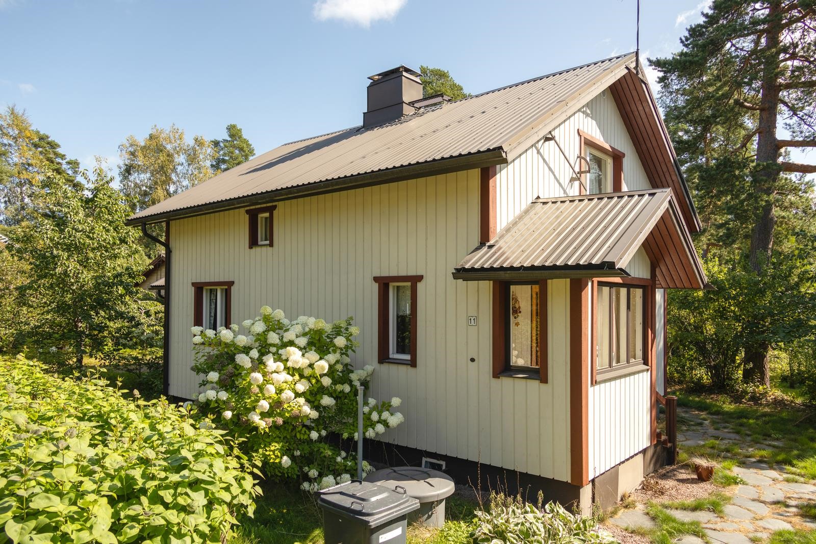 julkisivu