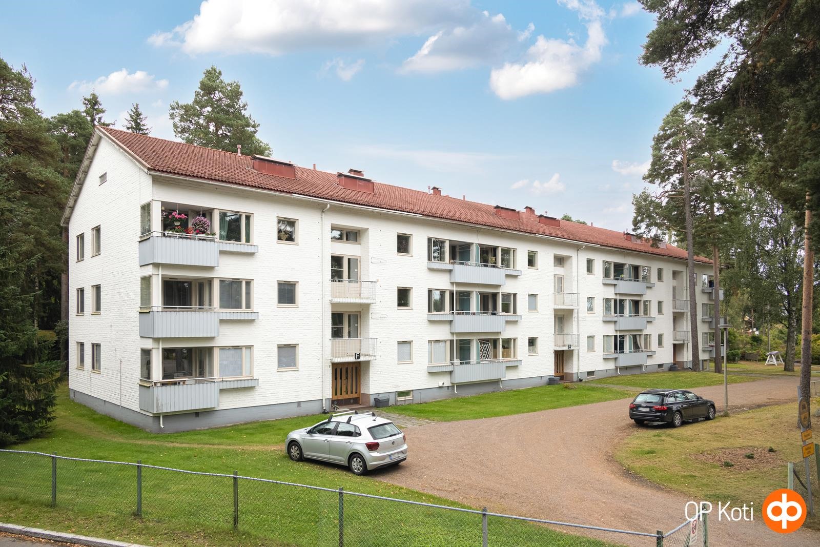 julkisivu