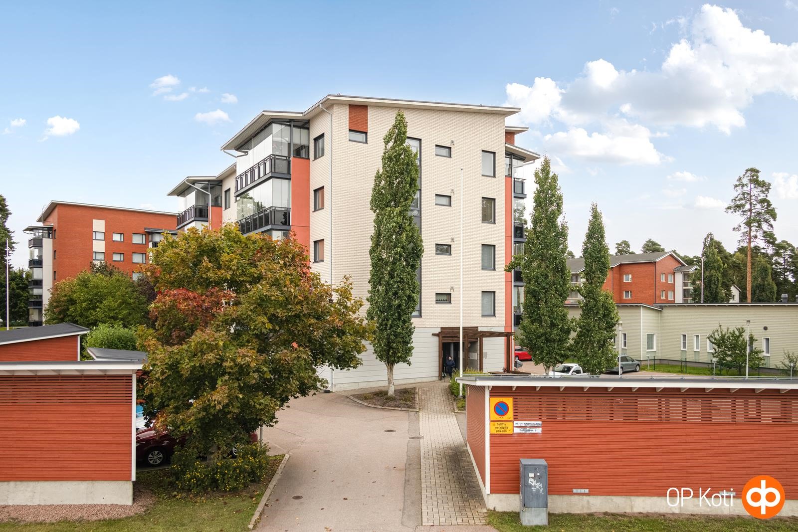 julkisivu