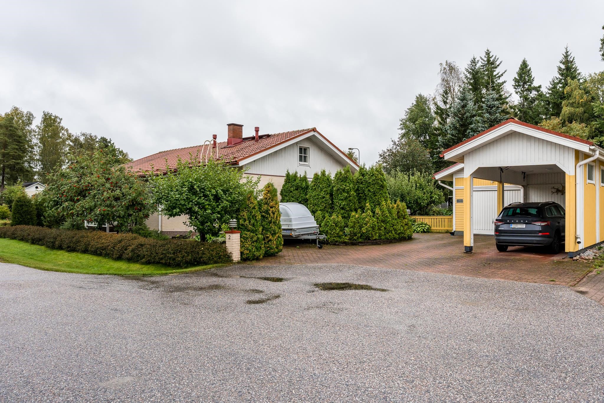 ... myös muille autoille, peräkärrylle jne