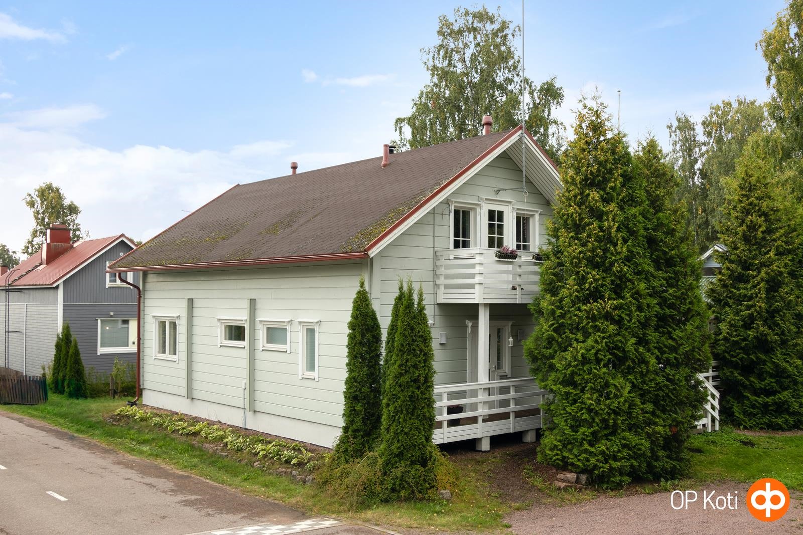 julkisivu