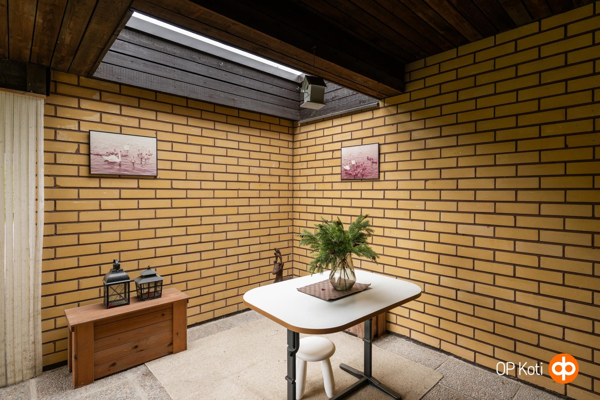 Sisääntulon patio