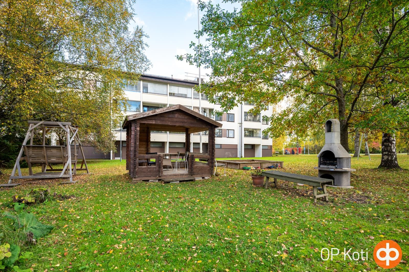 yhtiön grillipaikka