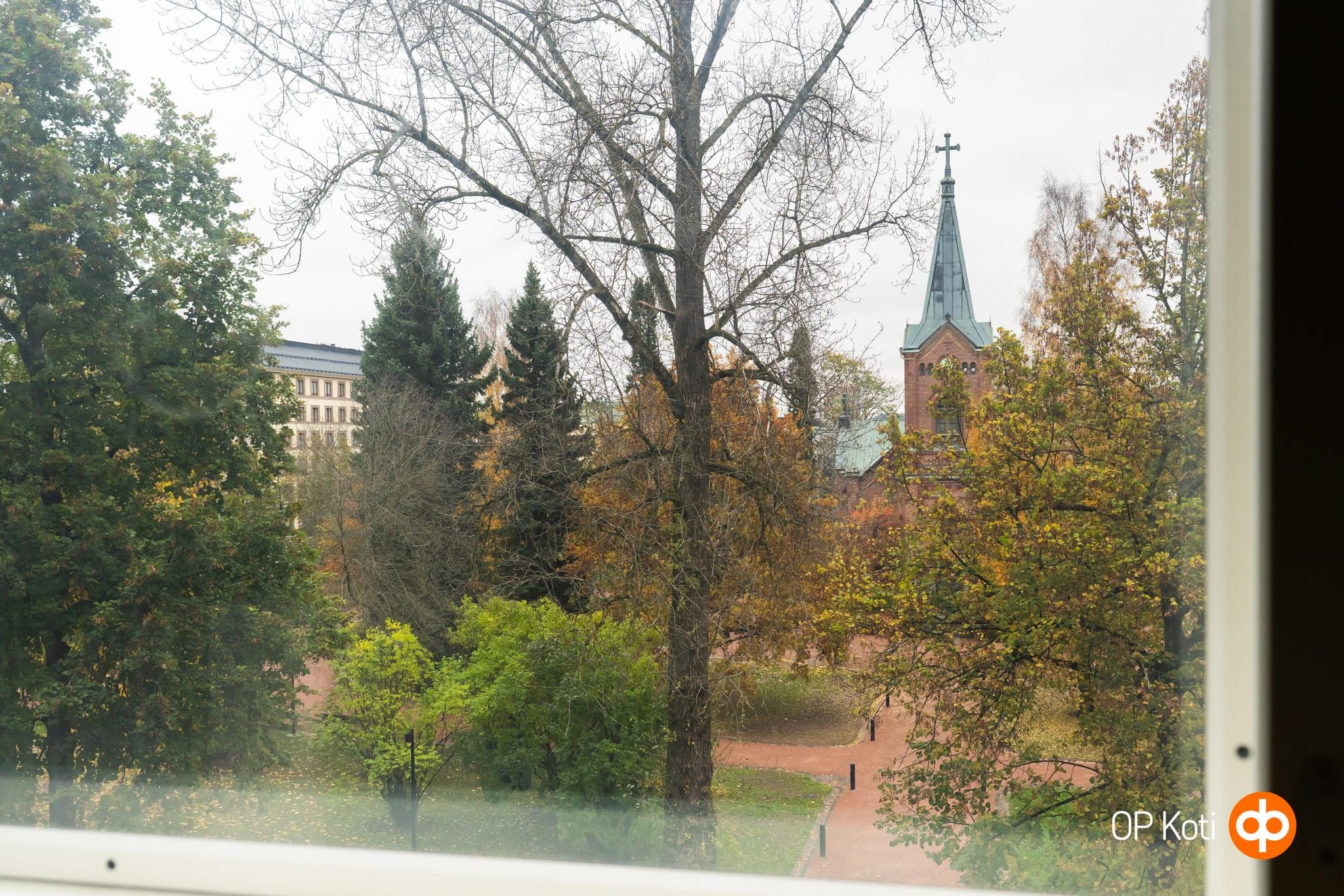 Näkymää keittiön ikkunasta