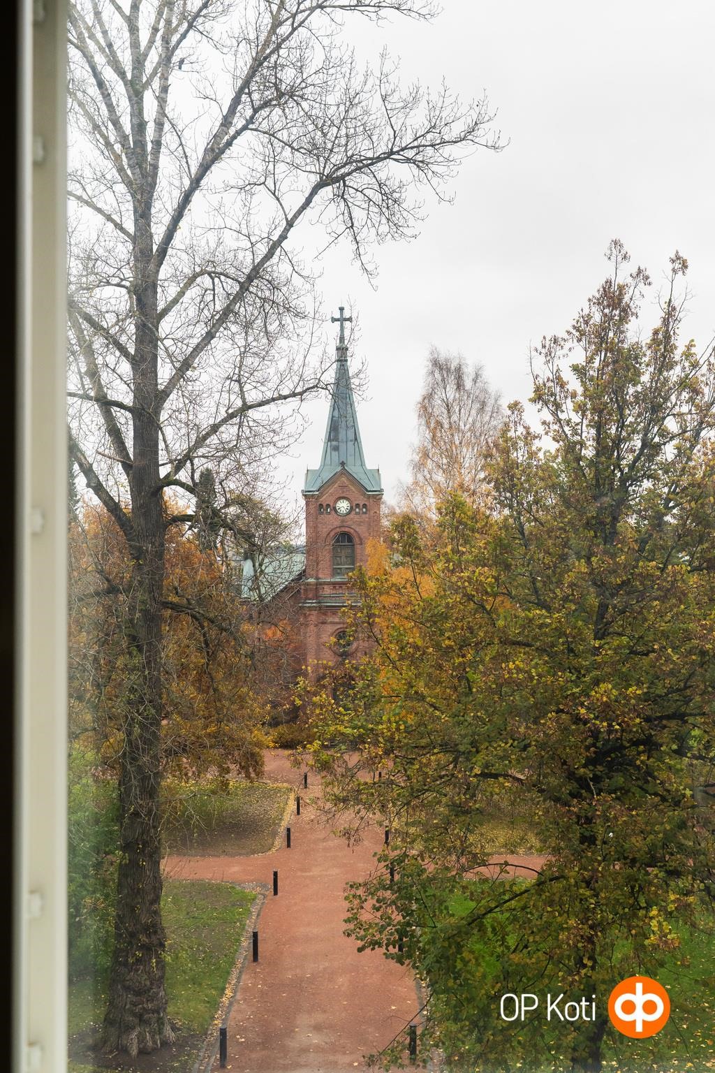 Näkymä keittiön ikkunasta