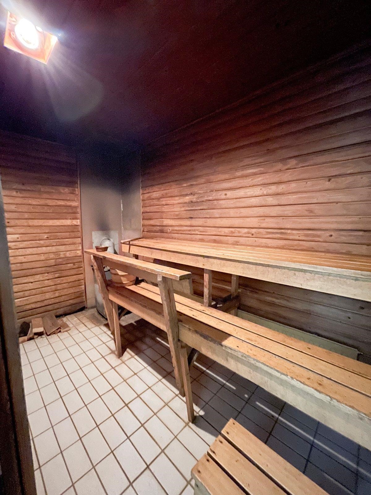 Huoneisto B / sauna
