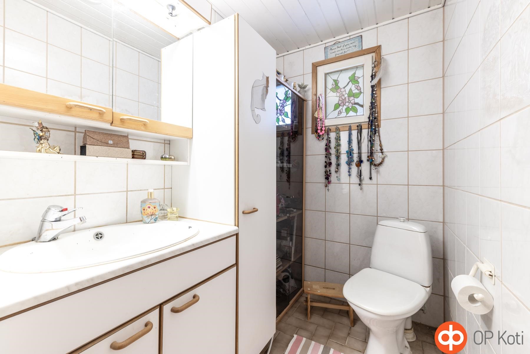 erillinen wc