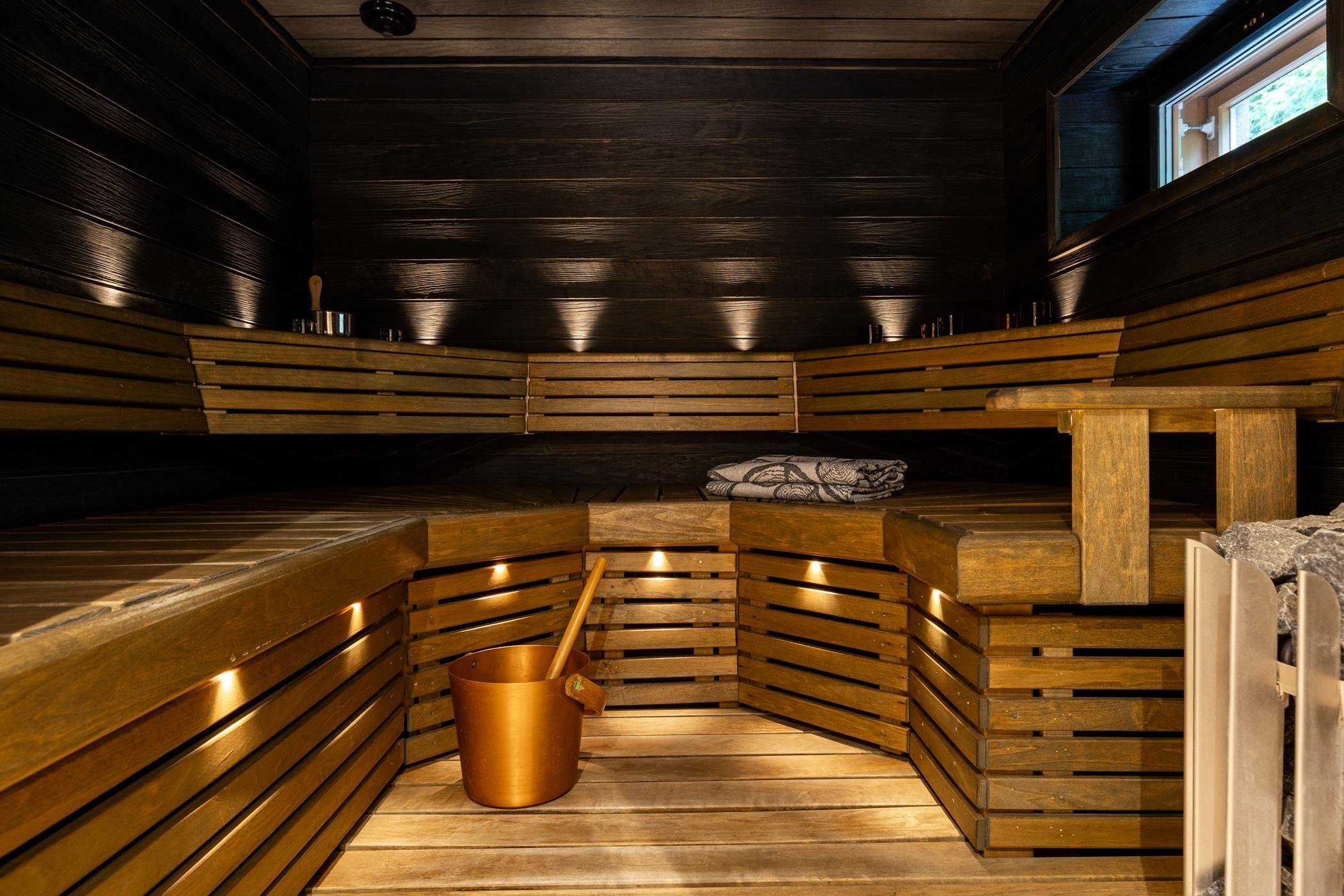 Tunnelmallinen sauna